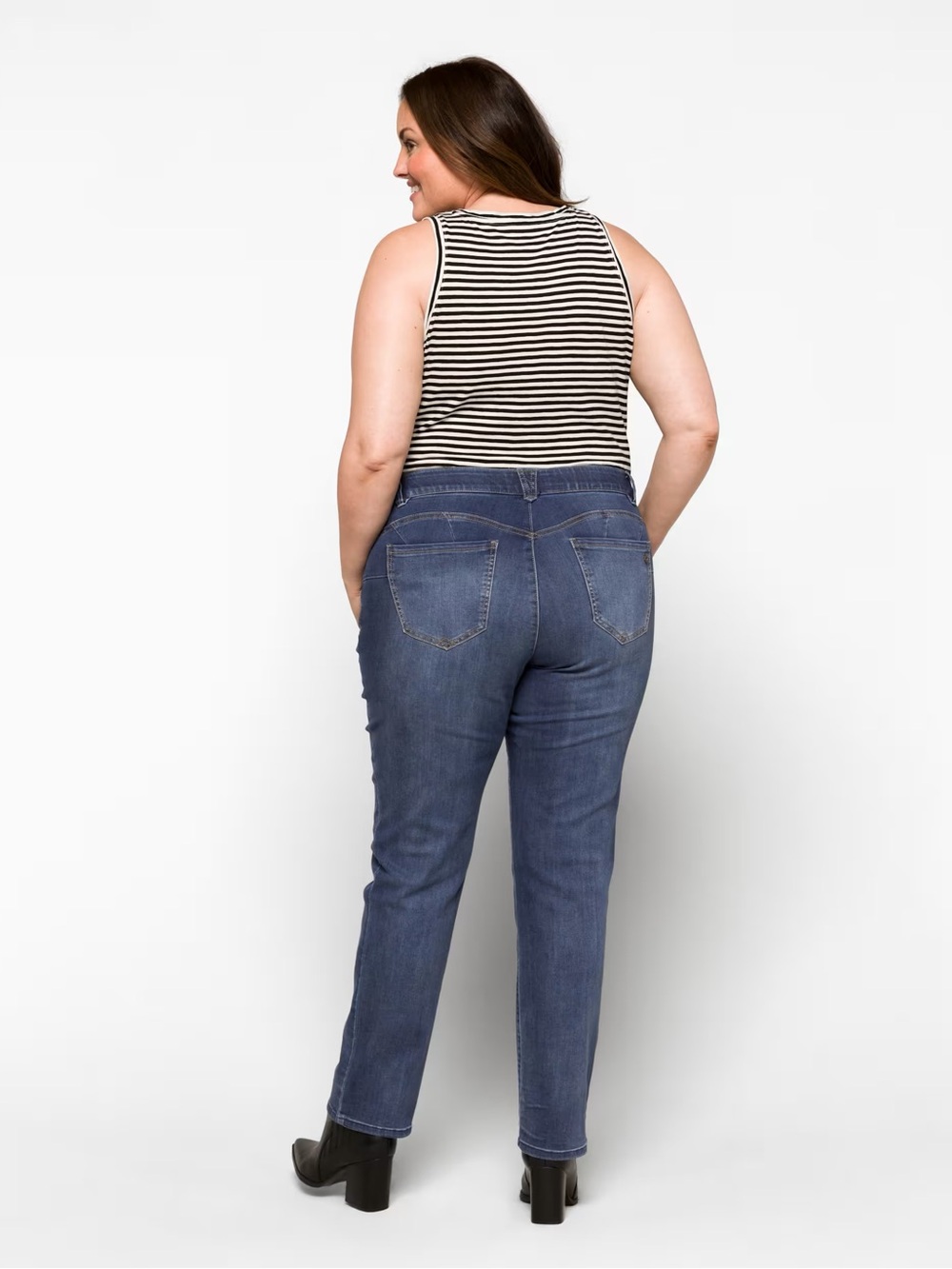 Democracy Women's Medium Dark Blue Straight-Leg Jeans - Picture 4 of 9